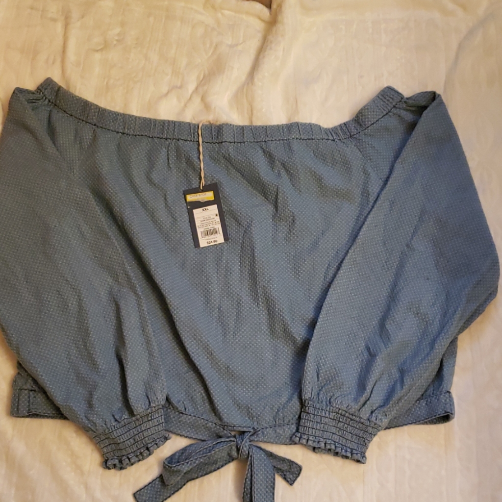 Universal Thread Co Top